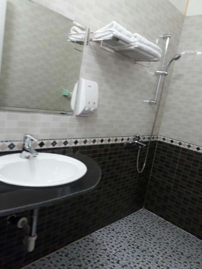 Thanh Phat Hotel Du Loc ภายนอก รูปภาพ